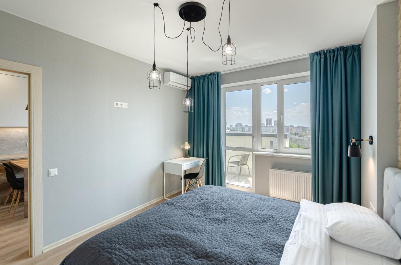 Petrovdom 5-25 In Cozy Apartment In Residential Complex "Beresteiskyi" Kiev Bagian luar foto