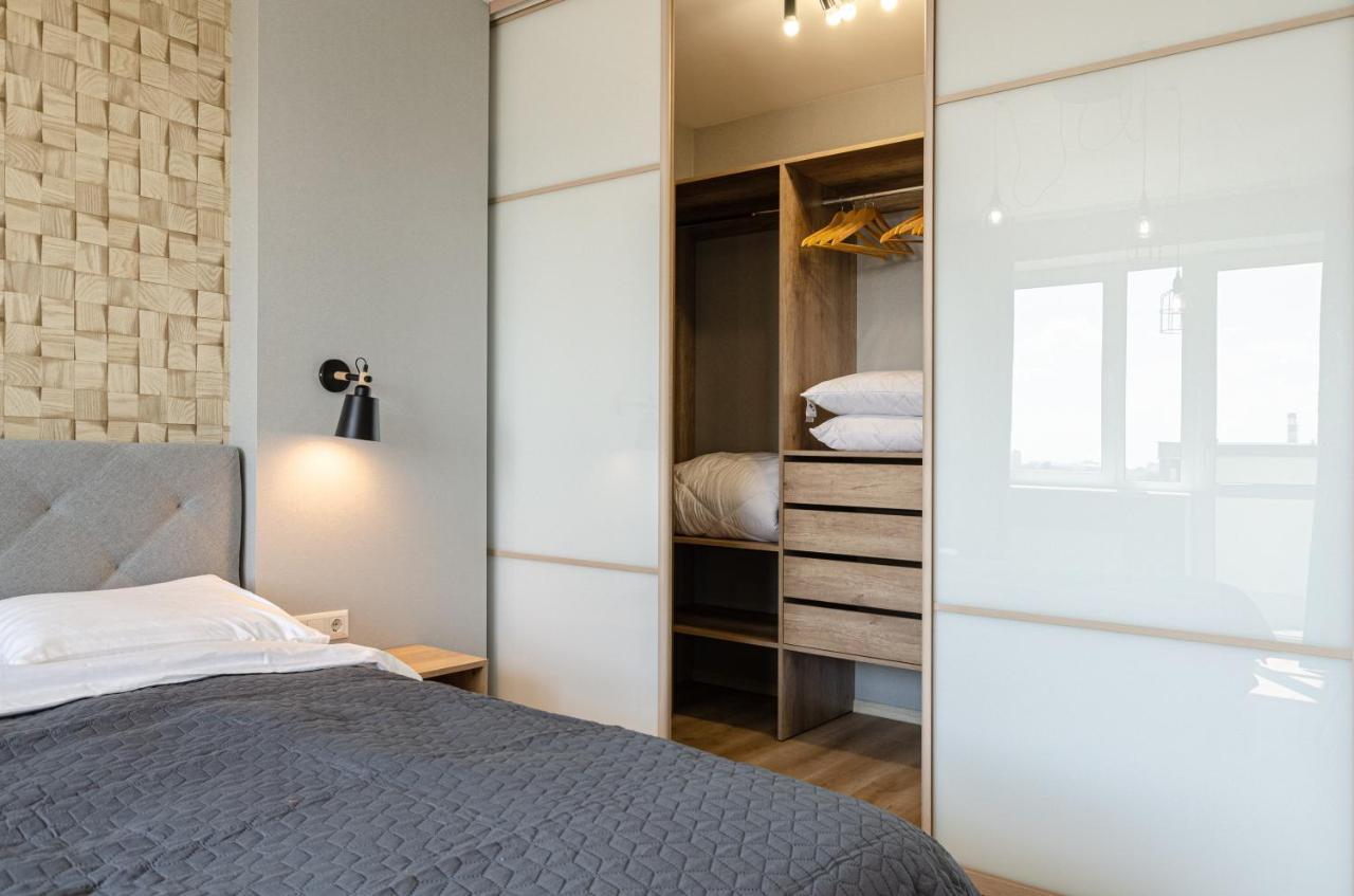 Petrovdom 5-25 In Cozy Apartment In Residential Complex "Beresteiskyi" Kiev Bagian luar foto